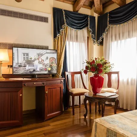 فندق Park Vicini 4*